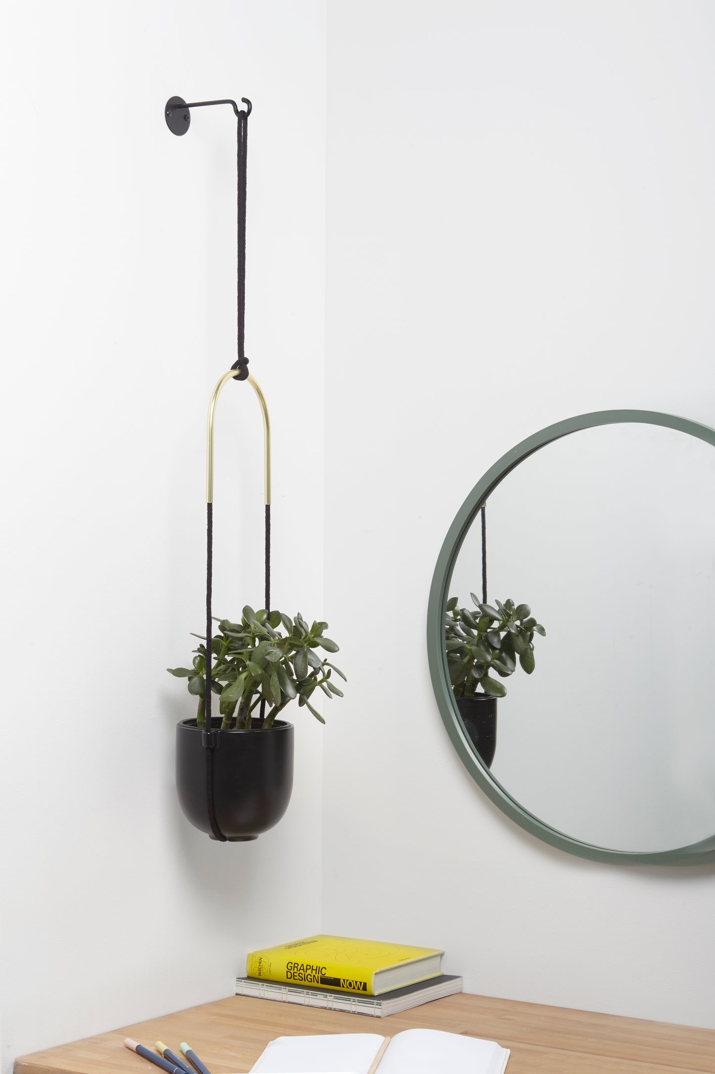 Bolo Hanging Planter - Black