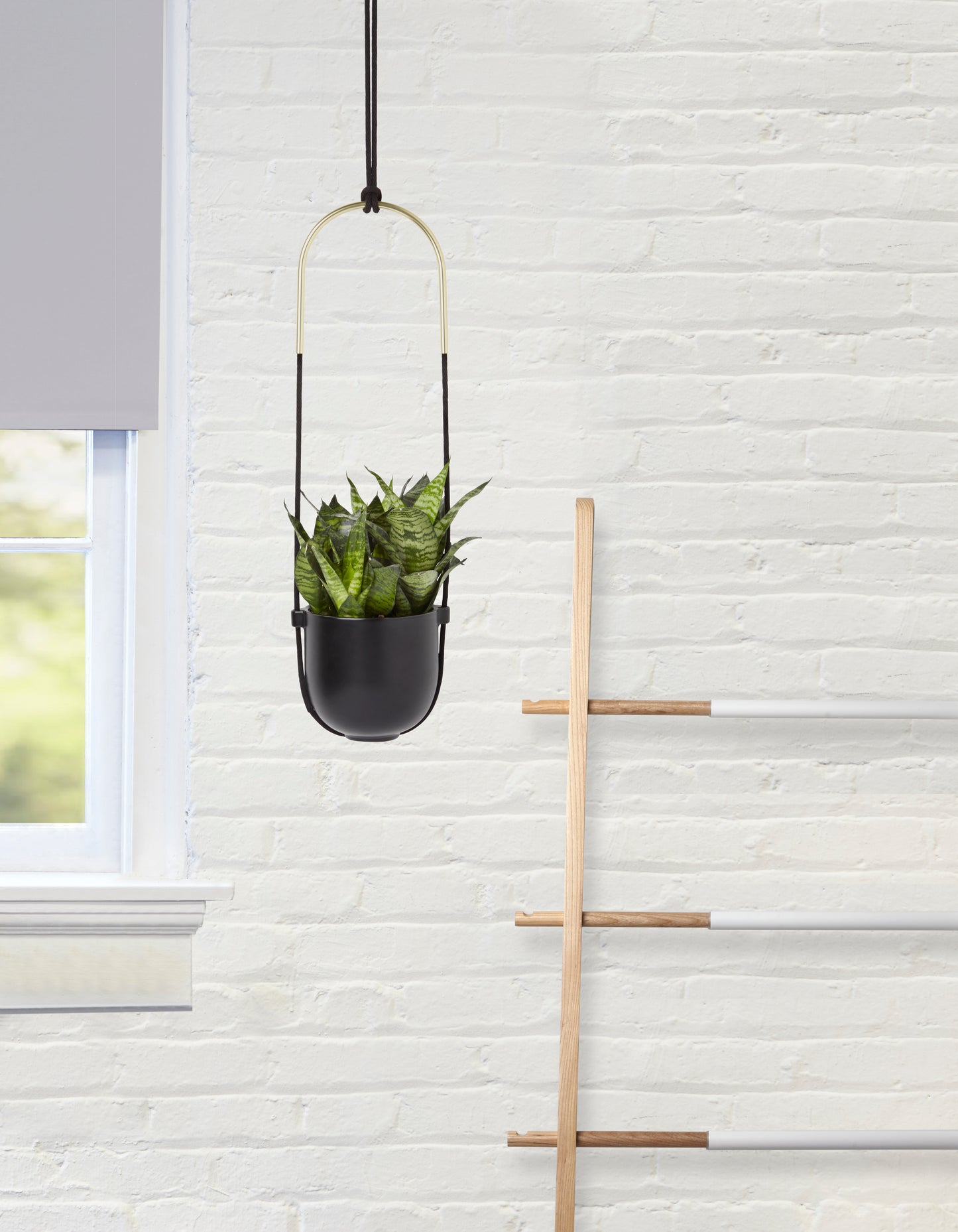 Bolo Hanging Planter - Black