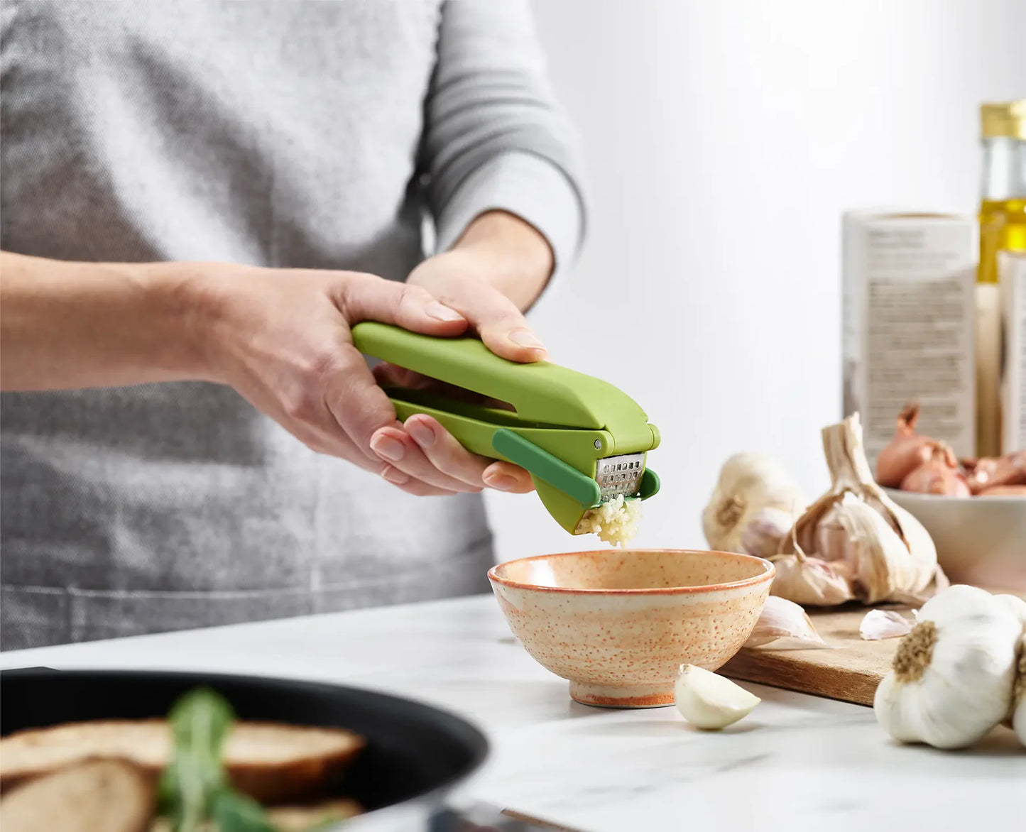 Cleanforce Garlic Press - Green