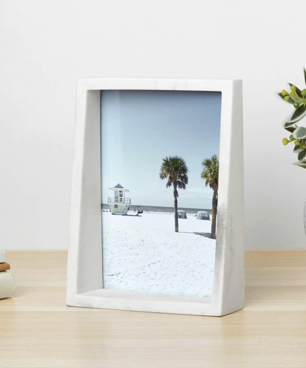 Edge Marble Photo Display 5" x 7" - White Marble