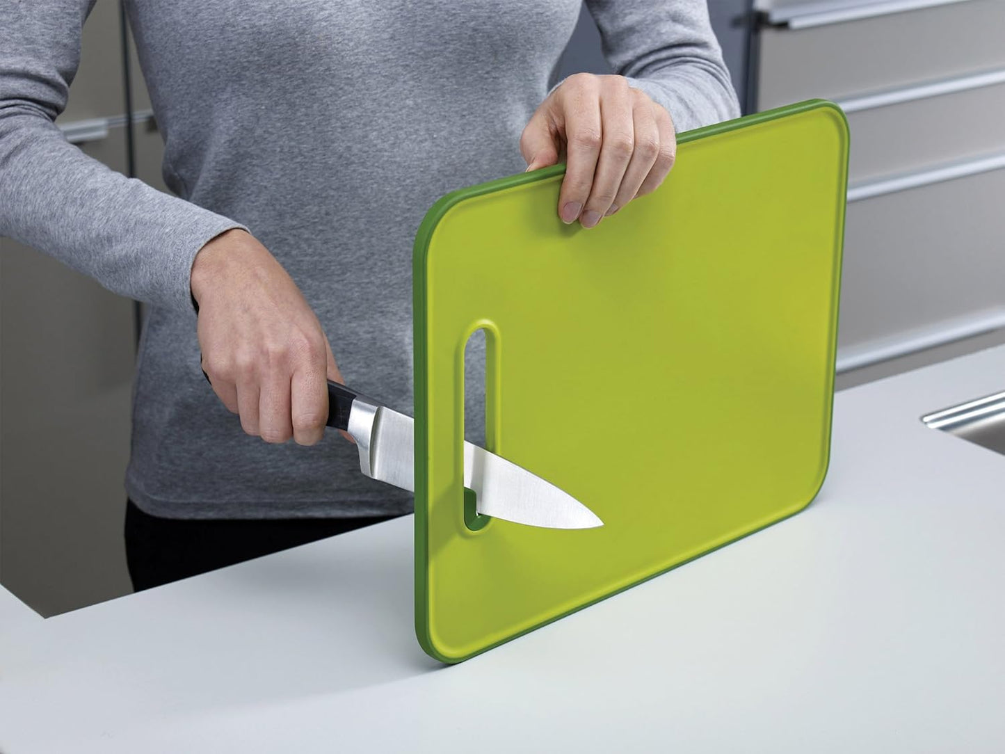 Slice&Sharpen Chopping Board with Knife Sharpener